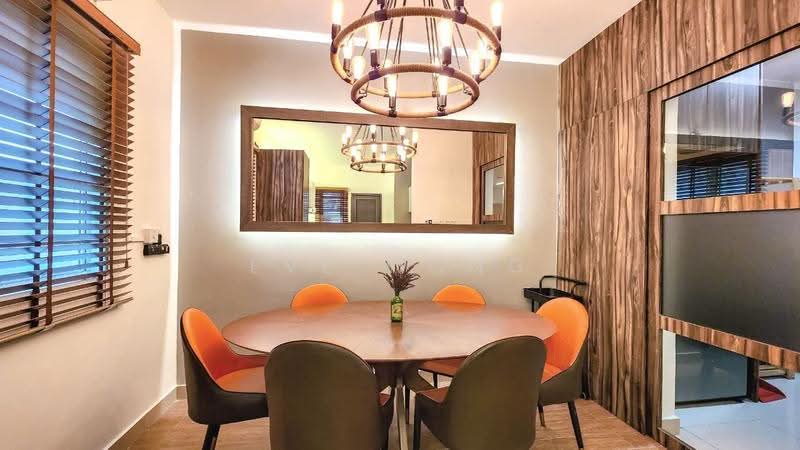 Semi-Detached House for Sale in Setia Alam (Selangor) - Eve Wong - Dining Room - PropertyGuru.com.my