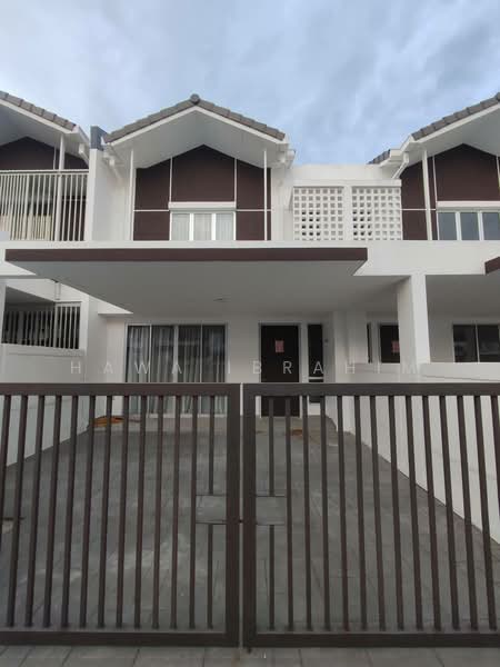 Rumah Teres 2 Tingkat untuk Disewa di Nilai Impian (Nilai) - Hawa Ibrahim - Exterior - PropertyGuru.com.my