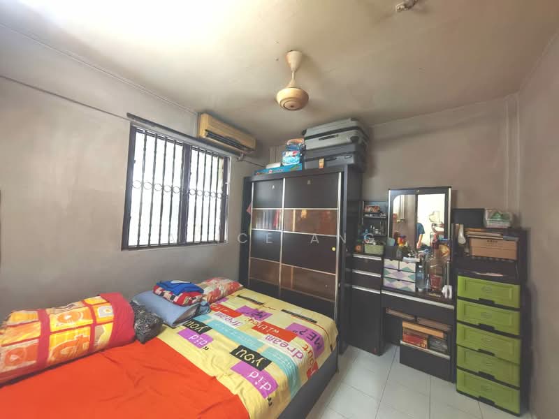Rumah Flat untuk Dijual di Flat Taman Ungku Tun Aminah - Alice Ang - Bedroom - PropertyGuru.com.my