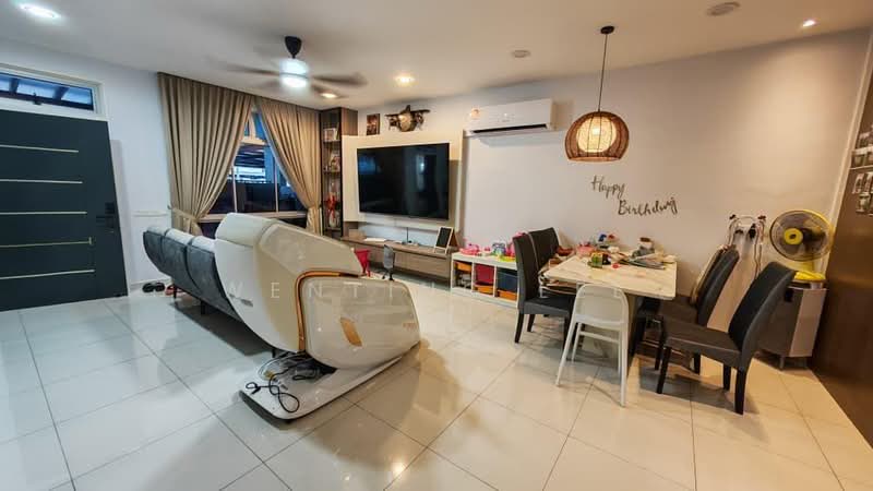 2-storey Terraced House for Sale in Setia Eco Gardens (Gelang Patah) - Wenting Lee - Living Room - PropertyGuru.com.my