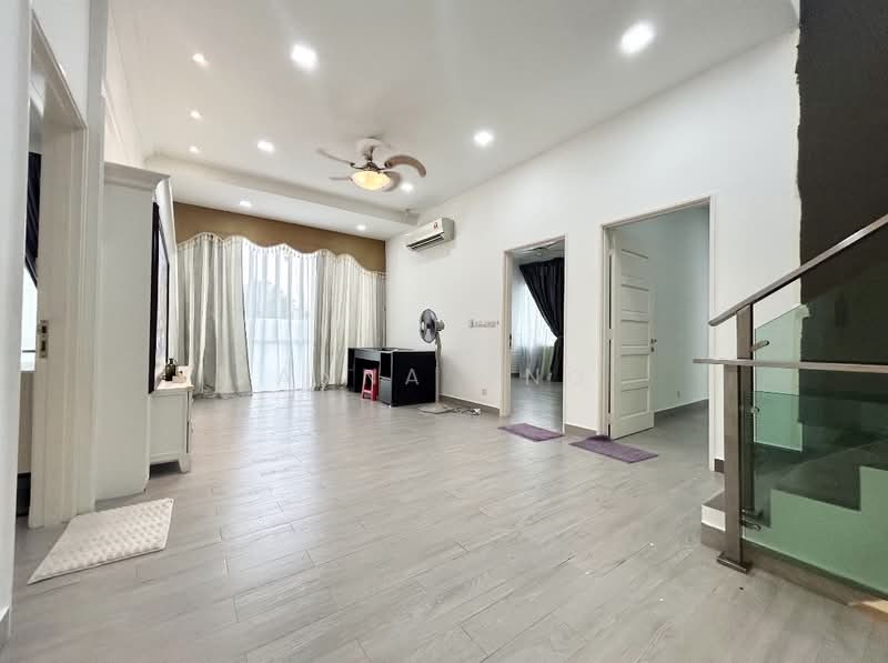 Semi-Detached House for Sale in Cyberjaya (Selangor) - Anna Ong - Living Room - PropertyGuru.com.my