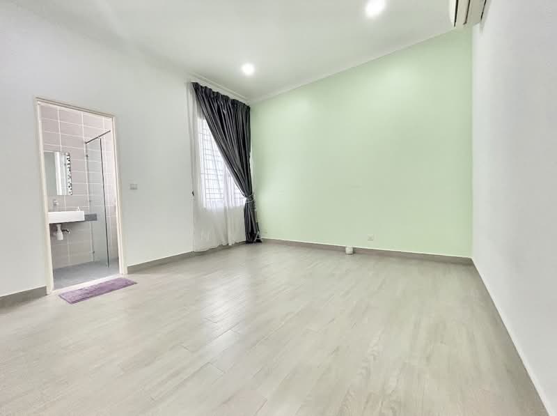 Semi-Detached House for Sale in Cyberjaya (Selangor) - Anna Ong - Bathroom - PropertyGuru.com.my