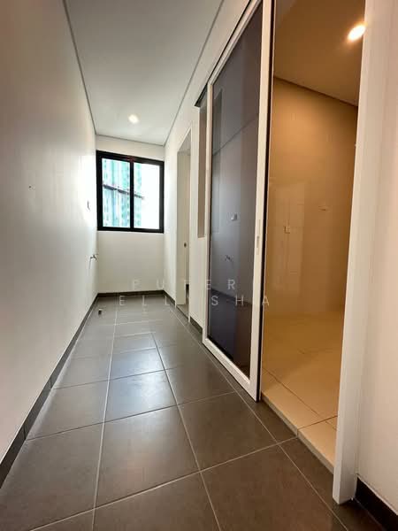 Kondominium untuk Disewa di WANGSA 9 RESIDENCY - Puteri Ellysha - Corridor - PropertyGuru.com.my
