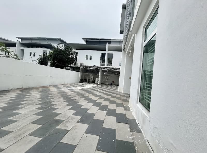 Semi-Detached House for Rent in Cyberjaya (Selangor) - Anna Ong - Exterior - PropertyGuru.com.my