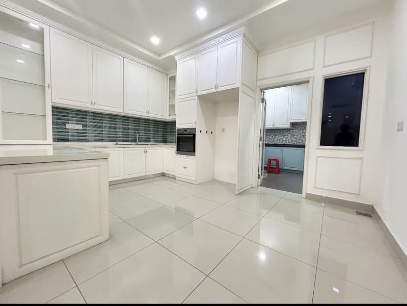 Semi-Detached House for Rent in Cyberjaya (Selangor) - Anna Ong - Kitchen - PropertyGuru.com.my