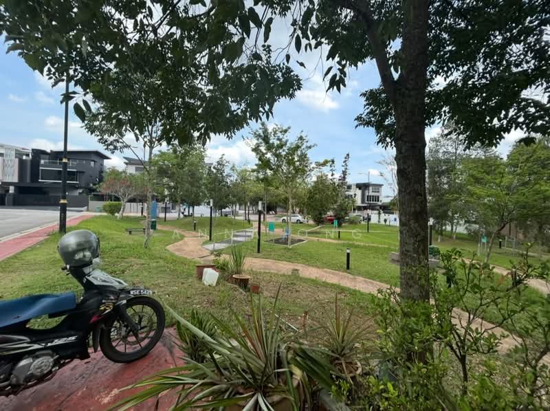 Semi-Detached House for Sale in Bandar Mahkota Cheras (Cheras) - Anna Ong - Exterior - PropertyGuru.com.my
