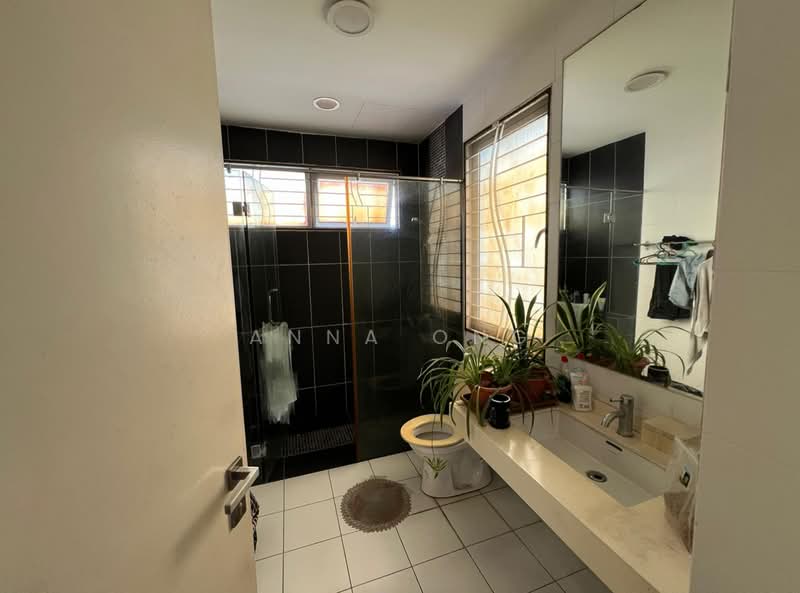 Semi-Detached House for Sale in Bandar Mahkota Cheras (Cheras) - Anna Ong - Bathroom - PropertyGuru.com.my