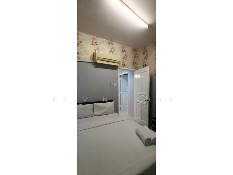 Kondominium untuk Disewa di Kinta Riverfront Hotel & Suites - Kelvin Chong - Bedroom - PropertyGuru.com.my