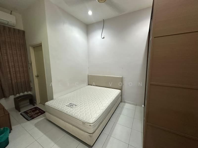 1-storey Terraced House for Rent in Taman JP Perdana (Johor Bahru) - Alicia Voon - Bedroom - PropertyGuru.com.my