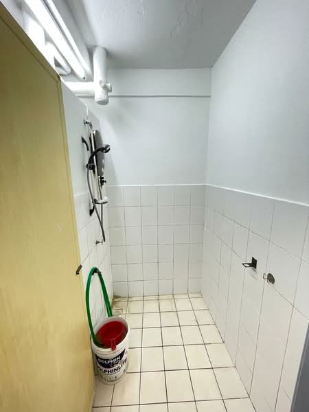 Apartment for Rent at Aman Putra Apartment - Vincent Lai - Bathroom - PropertyGuru.com.my
