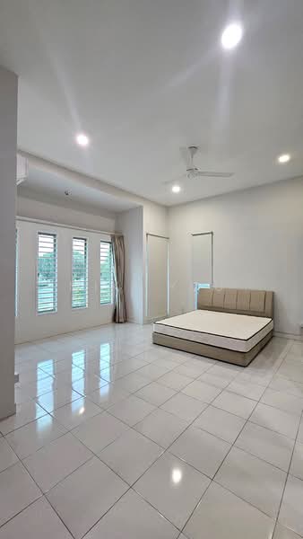 Rumah Teres 2 Tingkat untuk Dijual di Bandar Saujana Putra (Tanjong Duabelas) - Miki You - Bedroom - PropertyGuru.com.my