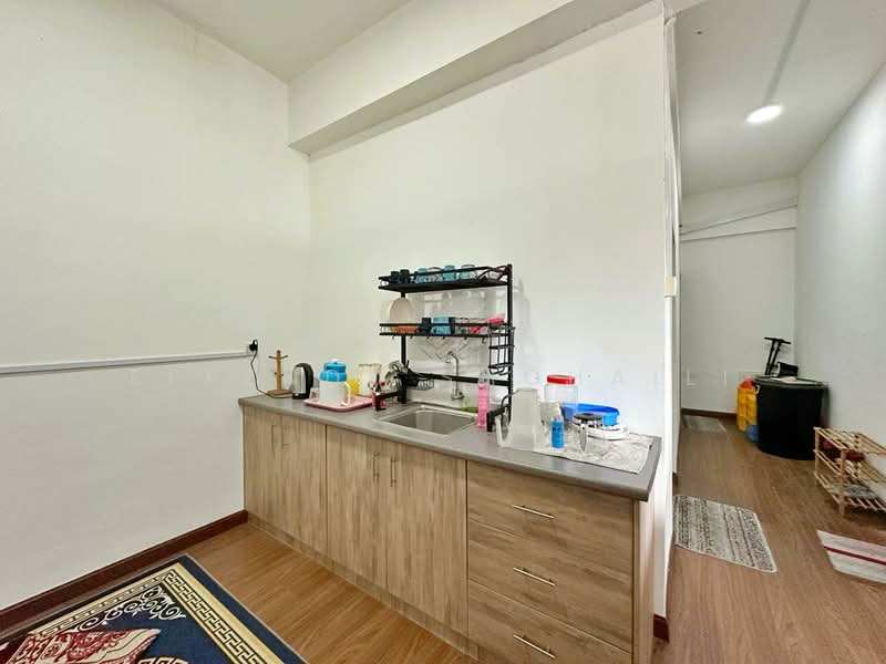 Shop / Office for Sale in Presint 11 (Putrajaya) - Effendy Shohaili - Kitchen - PropertyGuru.com.my
