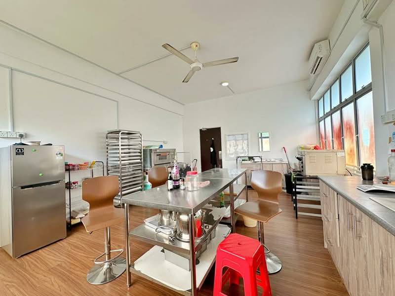 Shop / Office for Sale in Presint 11 (Putrajaya) - Effendy Shohaili - Kitchen - PropertyGuru.com.my