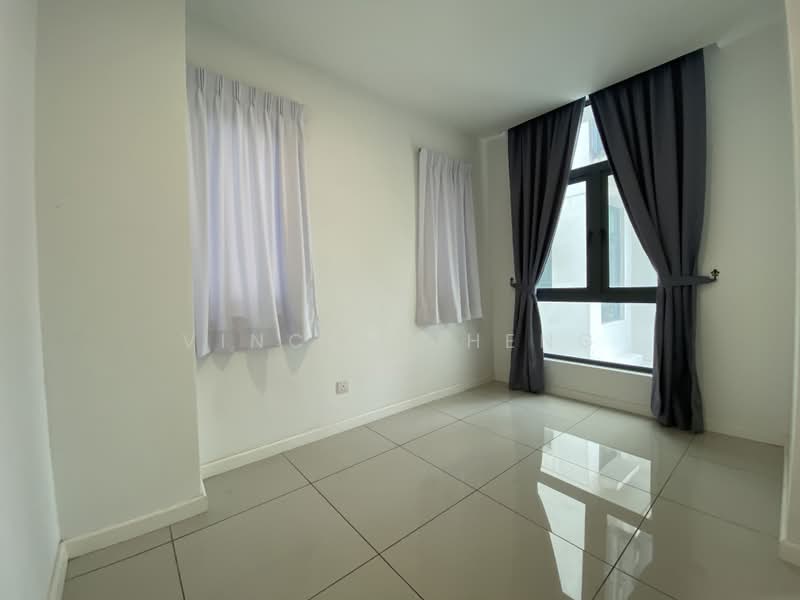 Servis Apartment untuk Dijual di Urbana Residences - Vincent Heng - PropertyGuru.com.my