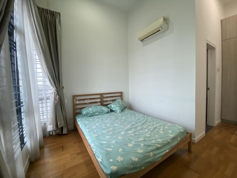 Kondominium untuk Dijual di Urbana Residences - Vincent Heng - Bedroom - PropertyGuru.com.my