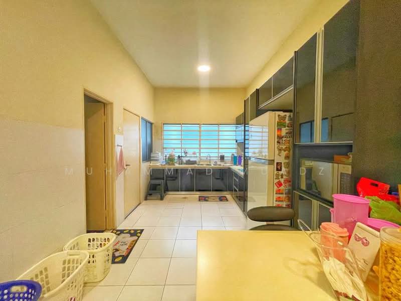 Rumah Teres 2-Tingkat untuk Dijual di Puchong (Selangor) - Muhammad Muadz - Kitchen - PropertyGuru.com.my