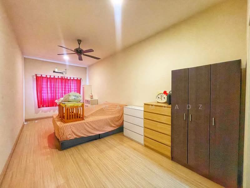 Rumah Teres 2-Tingkat untuk Dijual di Puchong (Selangor) - Muhammad Muadz - Bedroom - PropertyGuru.com.my