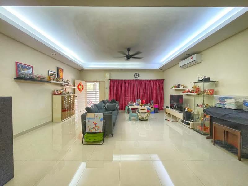 Rumah Teres 2-Tingkat untuk Dijual di Puchong (Selangor) - Muhammad Muadz - Living Room - PropertyGuru.com.my