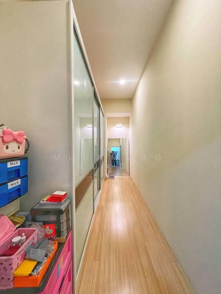 Rumah Teres 2-Tingkat untuk Dijual di Puchong (Selangor) - Muhammad Muadz - Corridor - PropertyGuru.com.my