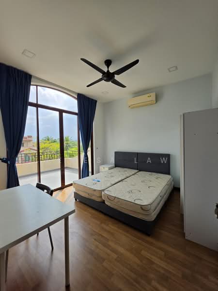 2.5-storey Terraced House for Sale in Diamond City (Semenyih) - Teresa Law - PropertyGuru.com.my