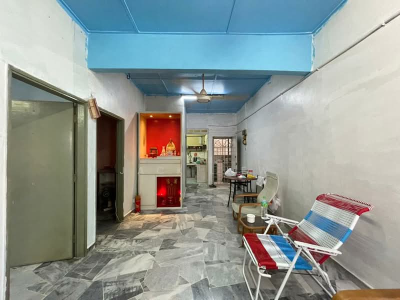 Pangsapuri untuk Dijual di Taman Daya Shop Apartment - Jack Liew - Living Room - PropertyGuru.com.my