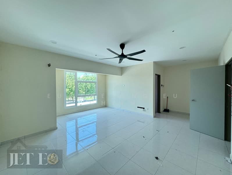 Rumah Teres 2 Tingkat untuk Dijual di Taman Seri Jaromas (Jenjarom) - Eugene Ong Eu chieh - Living Room - PropertyGuru.com.my
