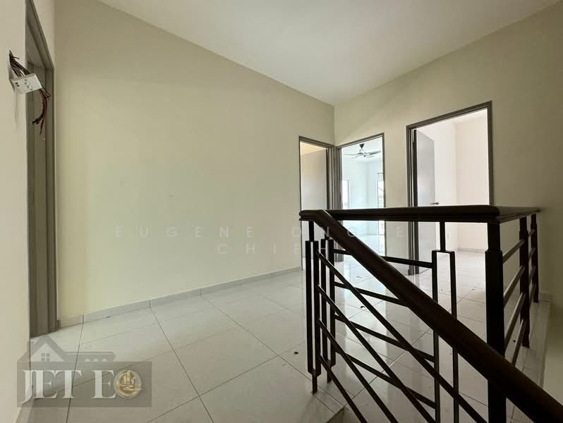 Rumah Teres 2 Tingkat untuk Dijual di Taman Seri Jaromas (Jenjarom) - Eugene Ong Eu chieh - Corridor - PropertyGuru.com.my
