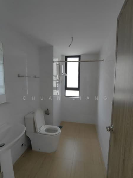 Servis Apartment untuk Dijual di Country Garden Central Park - Chuan Liang - Bathroom - PropertyGuru.com.my