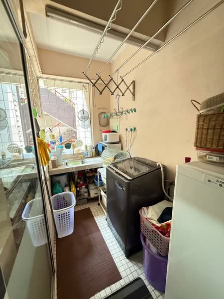 Condominium for Sale at Trellises - Juliana Mahmud - Kitchen - PropertyGuru.com.my