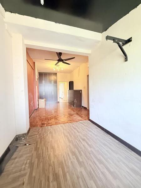 Condominium for Sale at Trellises - Juliana Mahmud - Interior - PropertyGuru.com.my