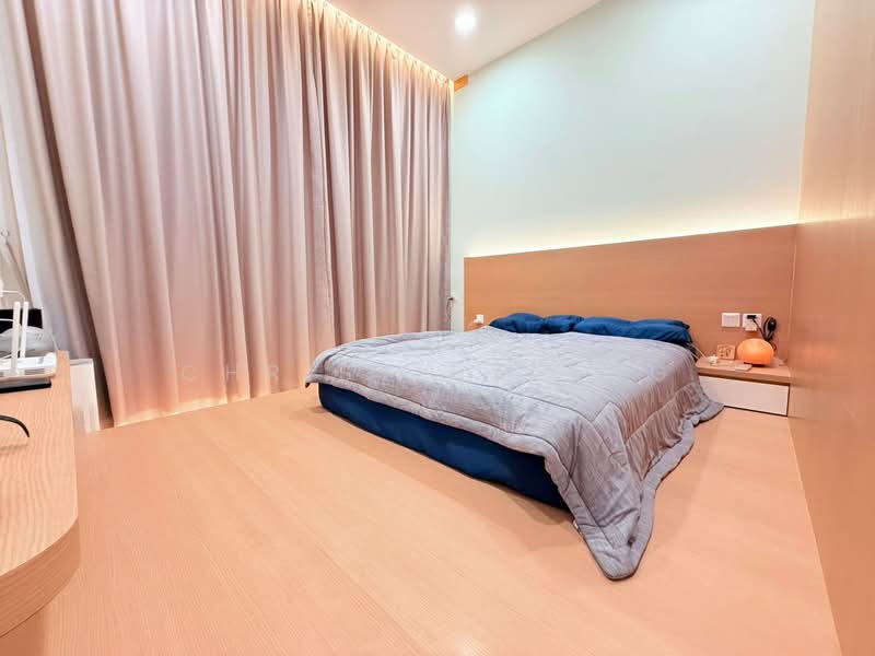 Condominium for Sale at Bay Point @ Country Garden Danga Bay - Christina Ang - Bedroom - PropertyGuru.com.my
