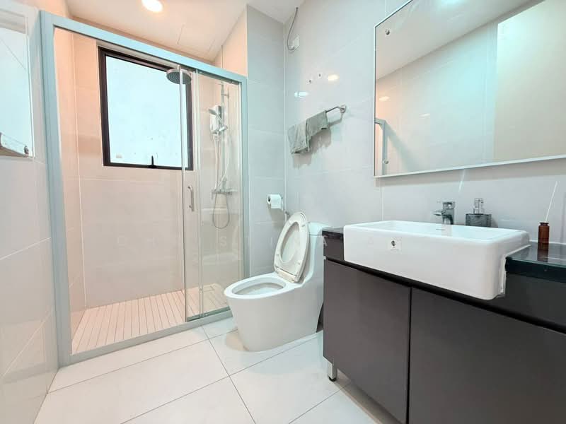 Condominium for Sale at Bay Point @ Country Garden Danga Bay - Christina Ang - Bathroom - PropertyGuru.com.my