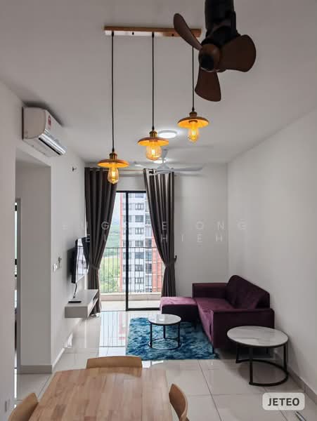 Servis Apartment untuk Disewa di The Amber Residence @ TwentyFive.7 - Eugene Ong Eu chieh - Living Room - PropertyGuru.com.my