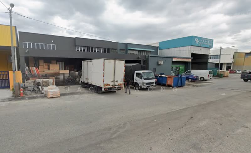 Kilang untuk Disewa di Taman Perindustrian Puchong Utama (Puchong) - Jacky Wong - Exterior - PropertyGuru.com.my