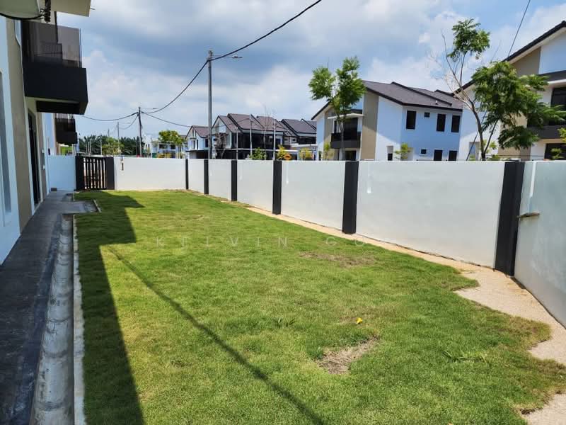 2-storey Terraced House for Sale in Bukit Beruang (Bukit Baru) - Kelvin Goh - Exterior - PropertyGuru.com.my