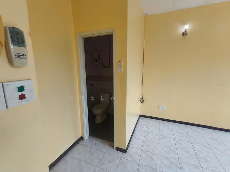 Rumah Teres 2 Tingkat untuk Disewa di Bandar Seri Alam (Masai) - Shela Lim - PropertyGuru.com.my