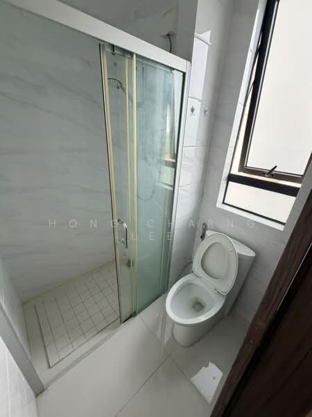 Pangsapuri untuk Disewa di Starview Bay @ Forest City - Hong Charng Lee - Bathroom - PropertyGuru.com.my
