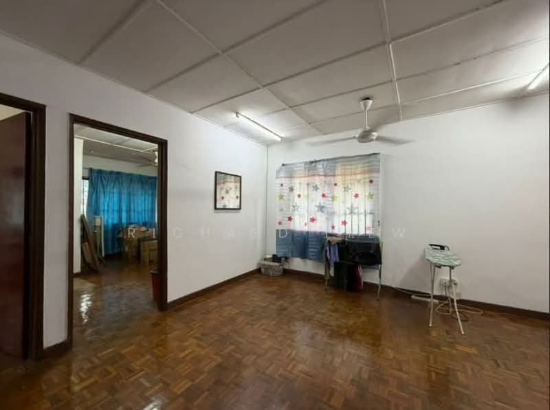 2-storey Terraced House for Sale in SS25 (Petaling Jaya) - Richard Liew - Living Room - PropertyGuru.com.my