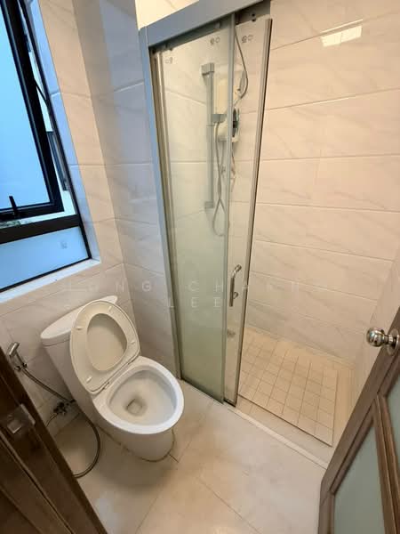 Pangsapuri untuk Disewa di Starview Bay @ Forest City - Hong Charng Lee - Bathroom - PropertyGuru.com.my