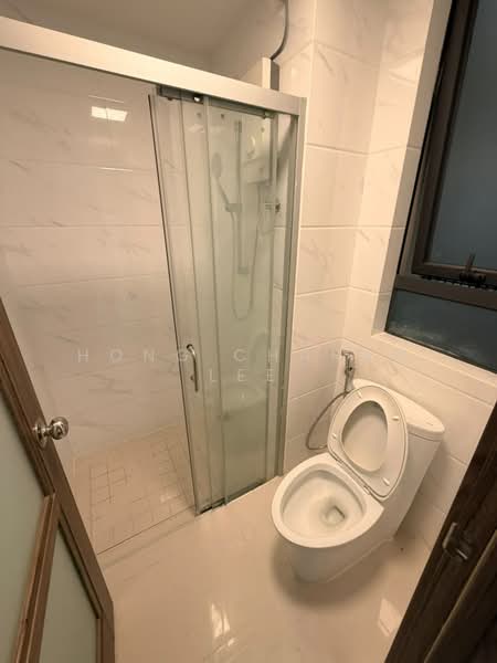 Pangsapuri untuk Disewa di Starview Bay @ Forest City - Hong Charng Lee - Bathroom - PropertyGuru.com.my