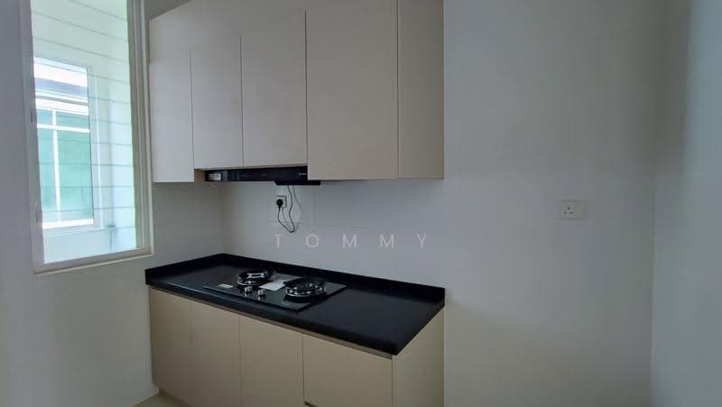 2-storey Terraced House for Rent in Eco Majestic (Semenyih) - TOMMY CHIENG - Kitchen - PropertyGuru.com.my