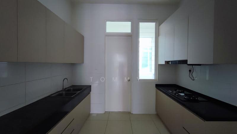 2-storey Terraced House for Rent in Eco Majestic (Semenyih) - TOMMY CHIENG - Kitchen - PropertyGuru.com.my