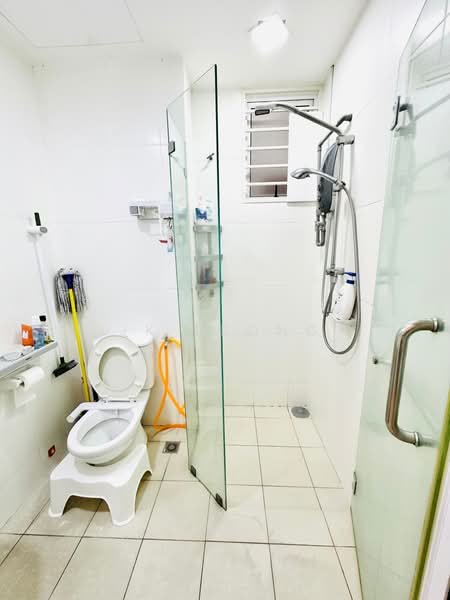 Kondominium untuk Disewa di Zenith Residences - JK Leong - Bathroom - PropertyGuru.com.my