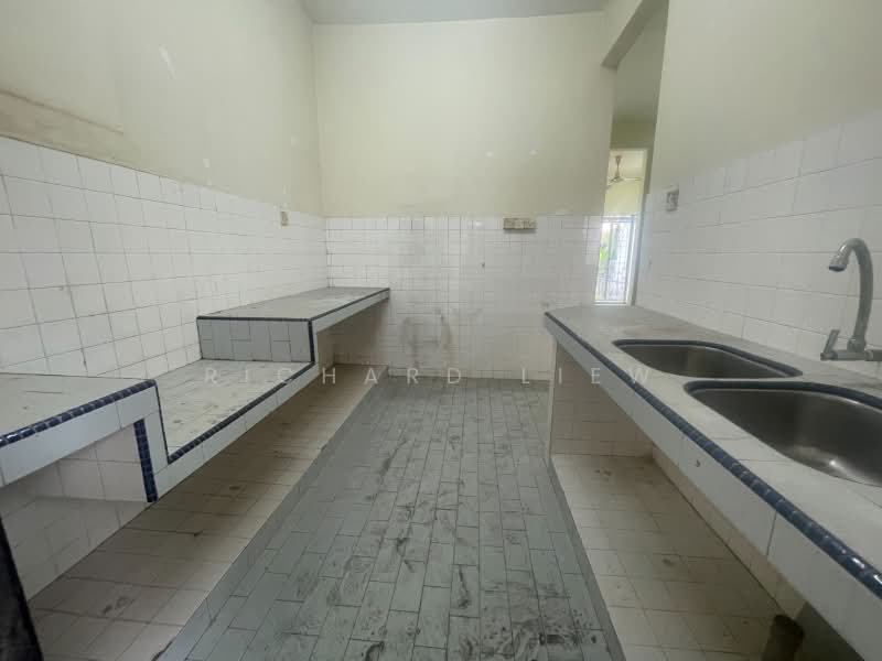 2-storey Terraced House for Sale in SS25 (Petaling Jaya) - Richard Liew - Kitchen - PropertyGuru.com.my
