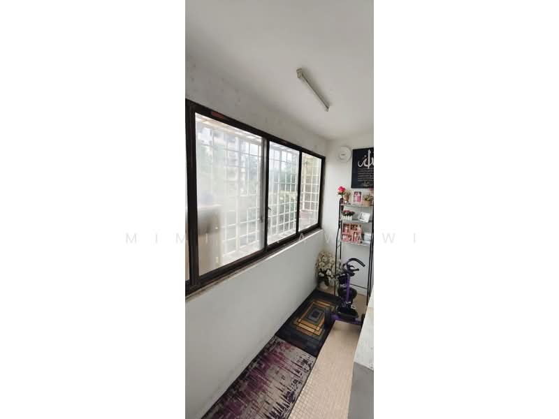 Pangsapuri untuk Dijual di Pandan Jaya Blok M - Mimie Nawawi - Balcony - PropertyGuru.com.my