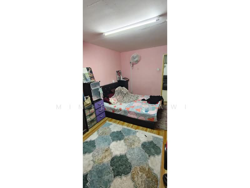 Pangsapuri untuk Dijual di Pandan Jaya Blok M - Mimie Nawawi - Bedroom - PropertyGuru.com.my