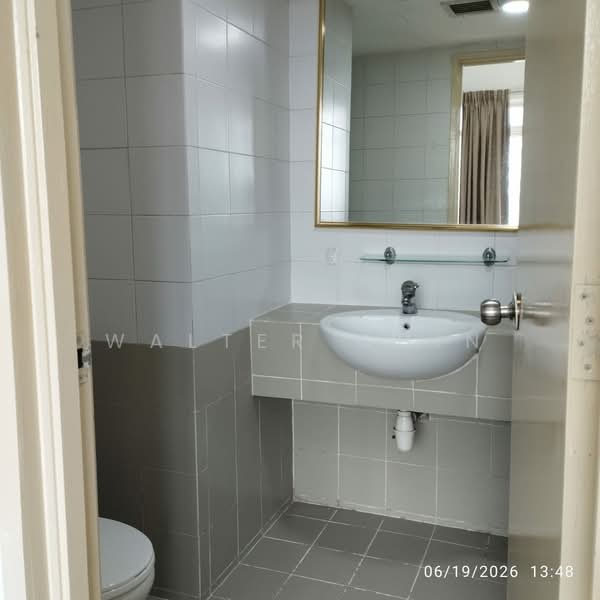 Servis Apartment untuk Disewa di 38 Bidara Condominium - Walter Chin - Bathroom - PropertyGuru.com.my