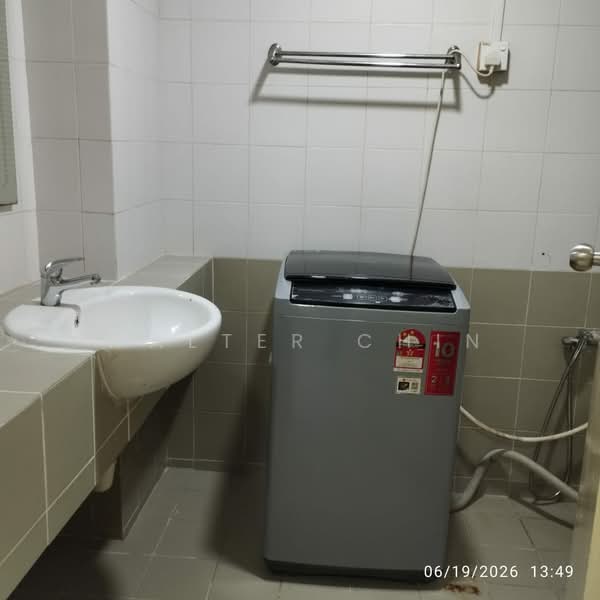 Servis Apartment untuk Disewa di 38 Bidara Condominium - Walter Chin - Bathroom - PropertyGuru.com.my