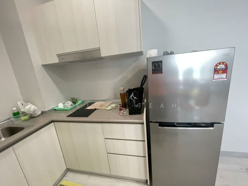 Servis Apartment untuk Disewa di Jesselton Quay CityPads - Celine Teah - Kitchen - PropertyGuru.com.my