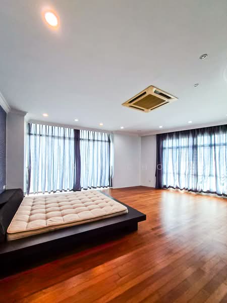 Kondominium untuk Disewa di Gurney Palace - Andrew Chong - Bedroom - PropertyGuru.com.my